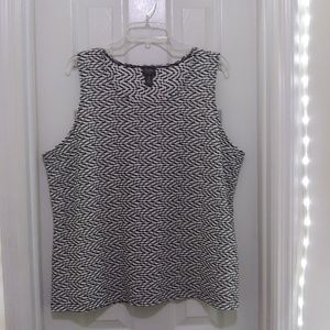 Traveler Collection top